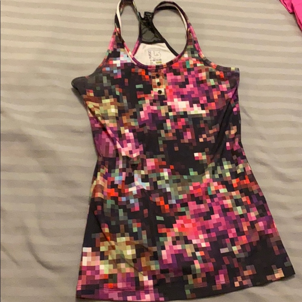 Workout tank top
